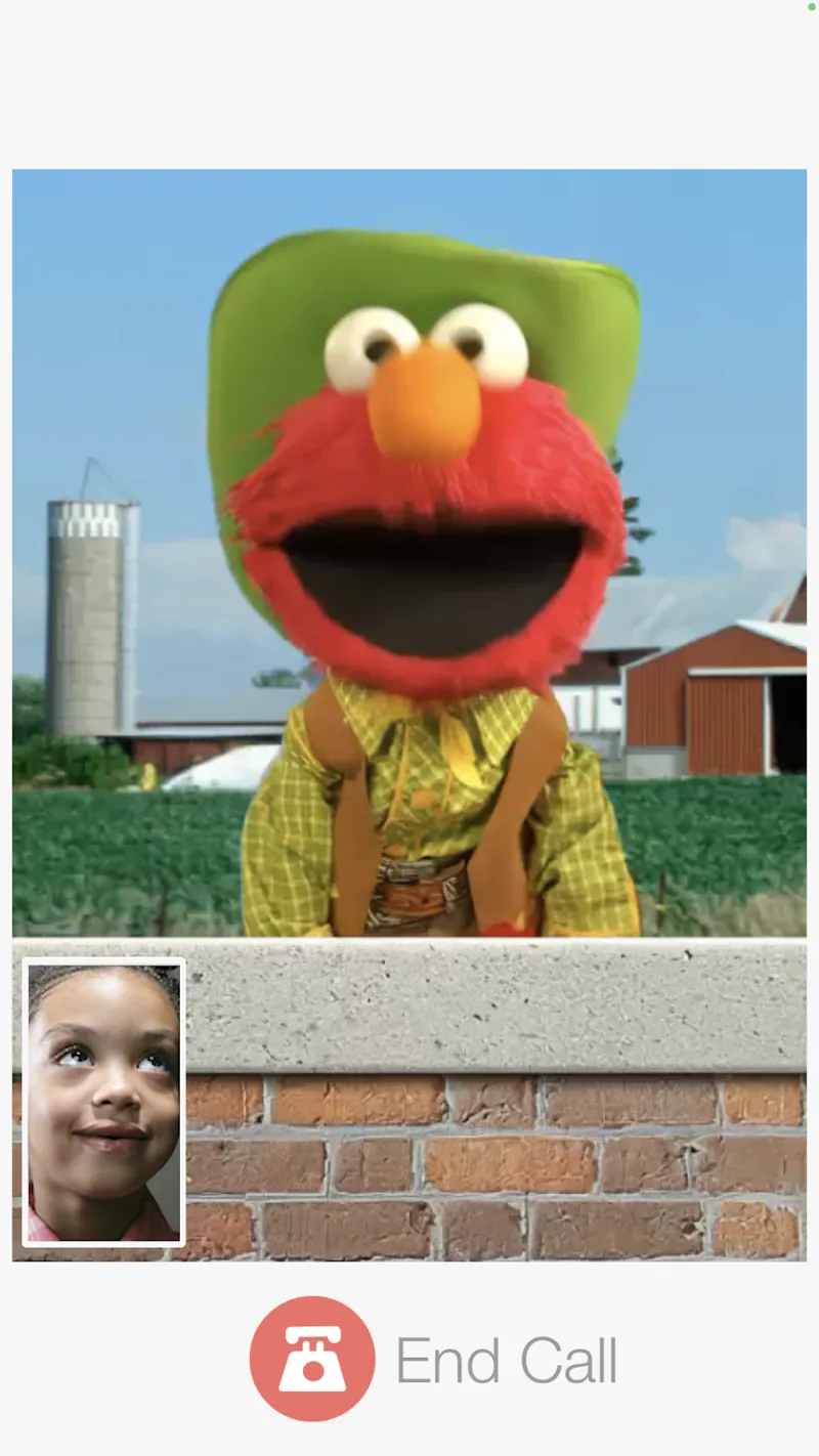 Скриншот Elmo Calls by Sesame Street 3